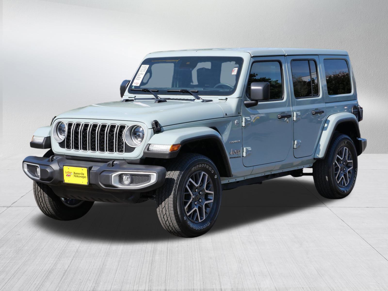 2024 Jeep Wrangler Sahara photo 3