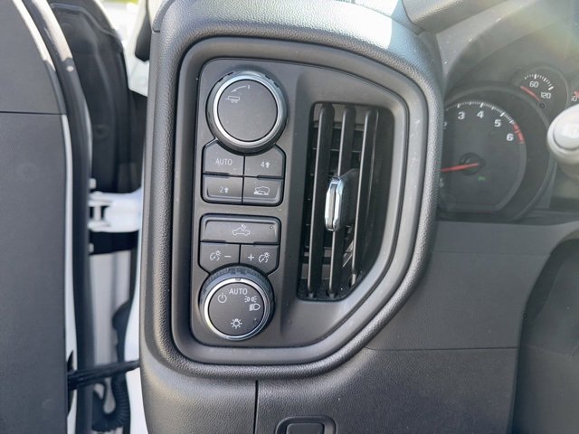 2023 Chevrolet Silverado 1500 photo 16