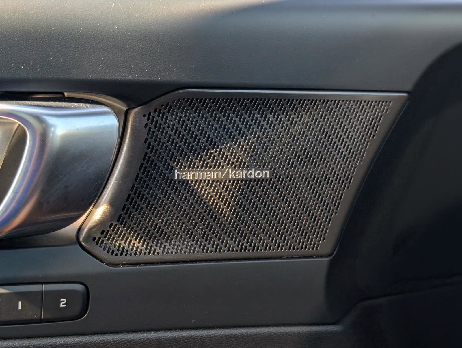 2023 Volvo C40 Recharge Ultimate photo 20