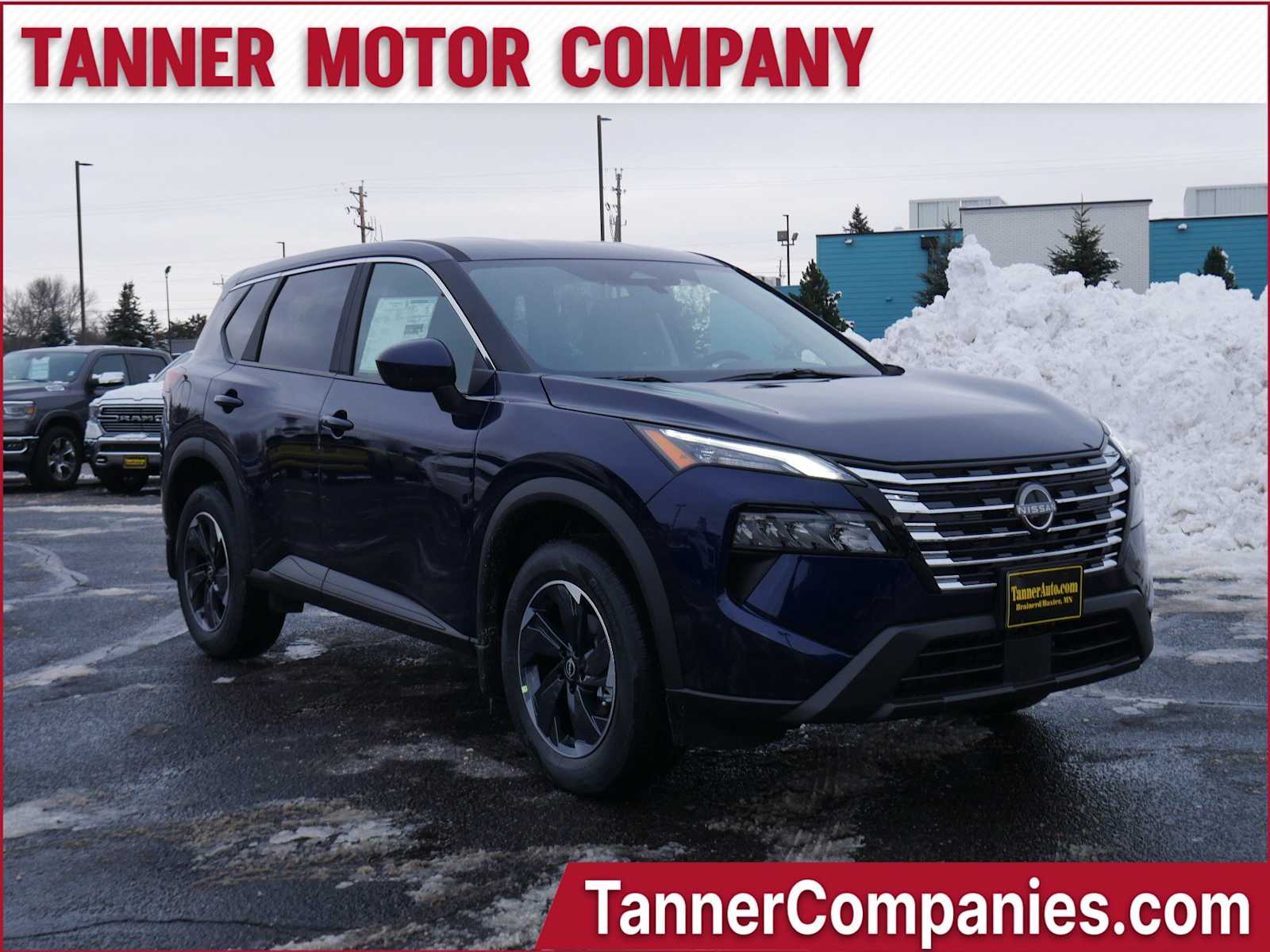 2026 Nissan Rogue SV's photo