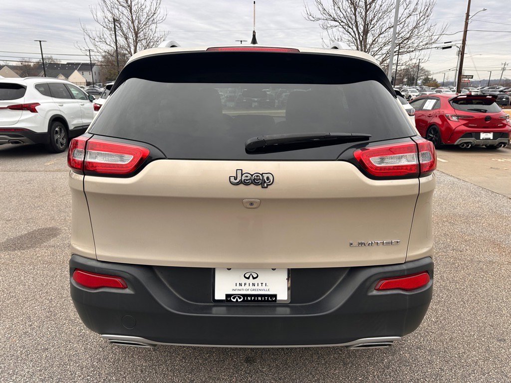 2015 Jeep Cherokee Limited photo 4