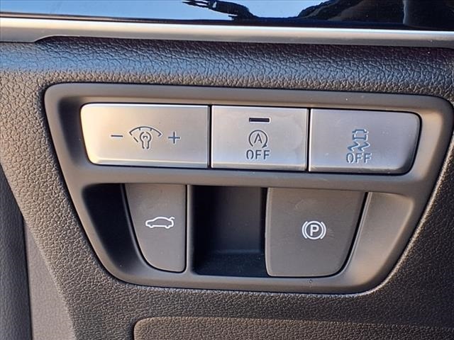2024 Genesis G80 2.5T photo 16