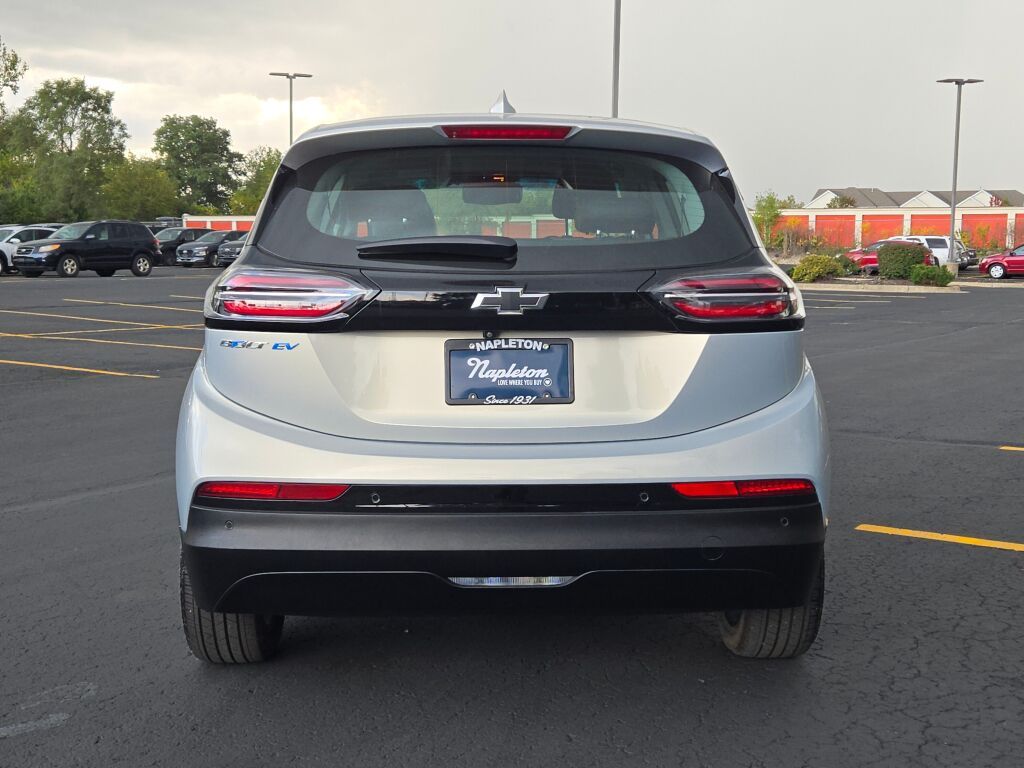 2023 Chevrolet Bolt EV 2LT photo 12