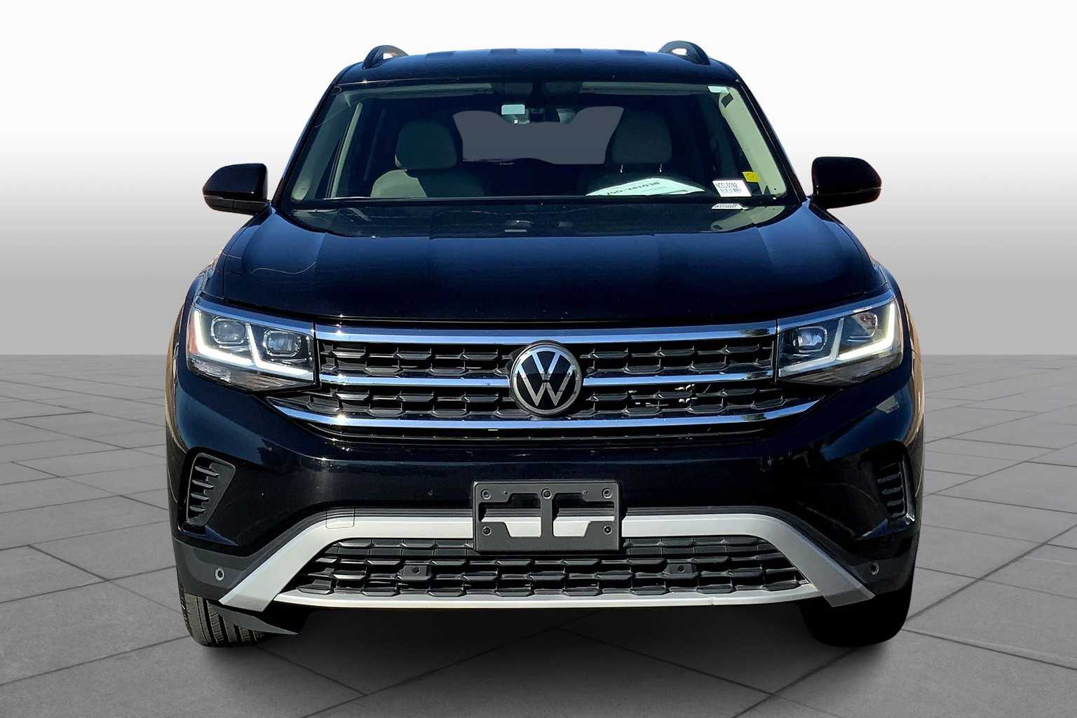 2022 Volkswagen Atlas V6 SE Technology photo 3