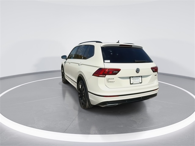 2021 Volkswagen Tiguan SE photo 6