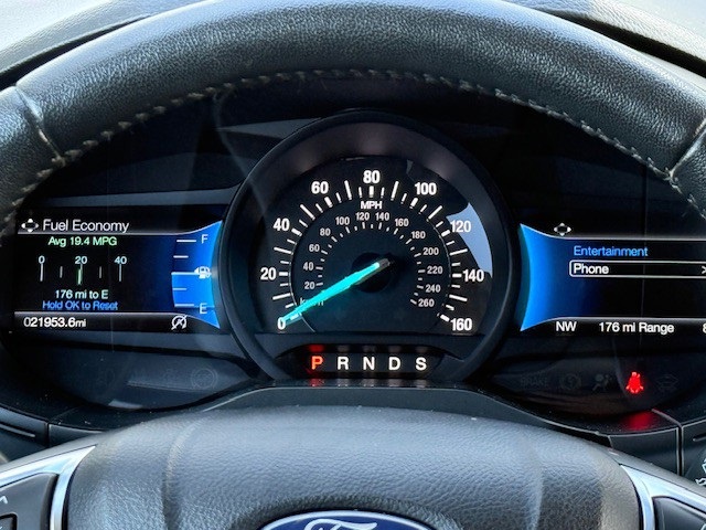 2022 Ford Edge SEL photo 26