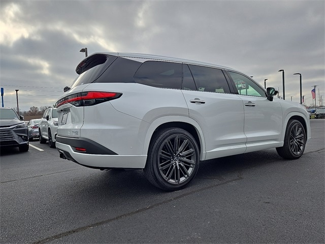 2026 Lexus TX 350 photo 3