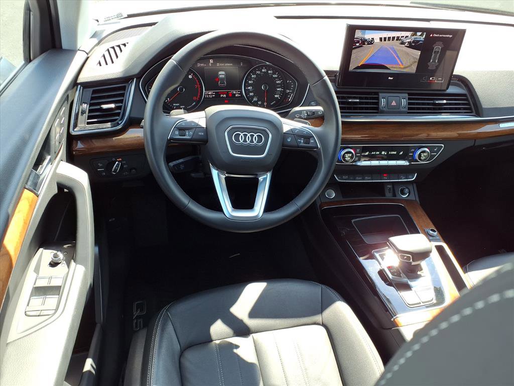 2022 Audi Q5 40 Premium photo 2