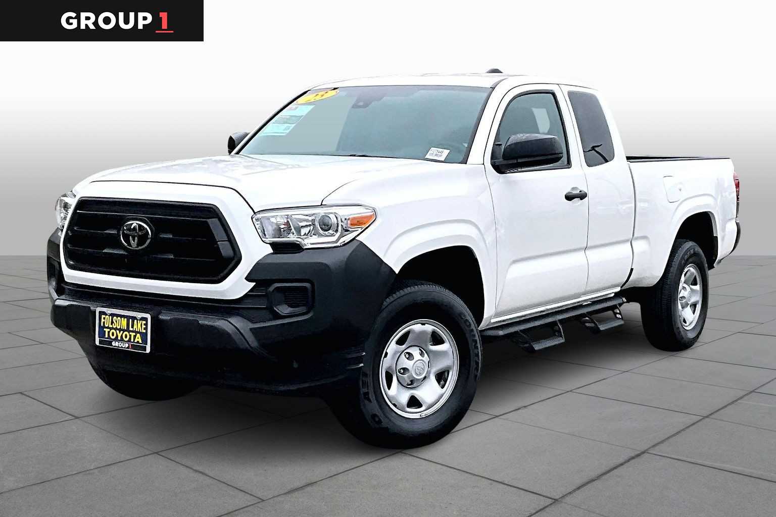 2023 Toyota Tacoma SR's photo