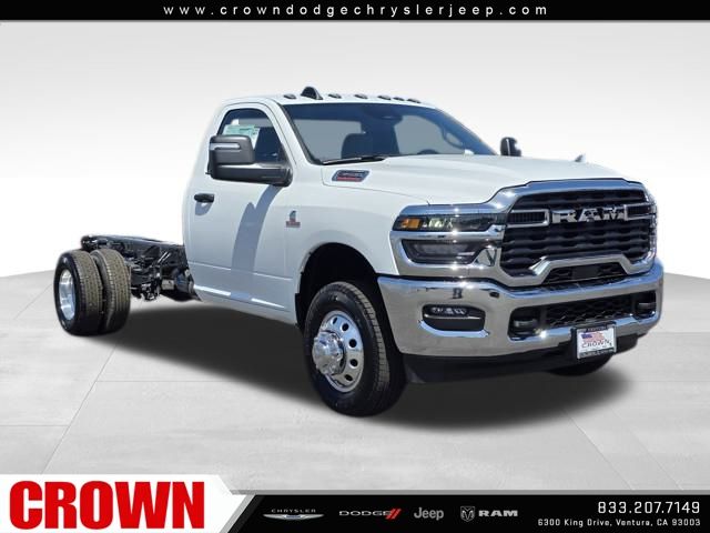 2025 Ram 3500 Tradesman photo 3