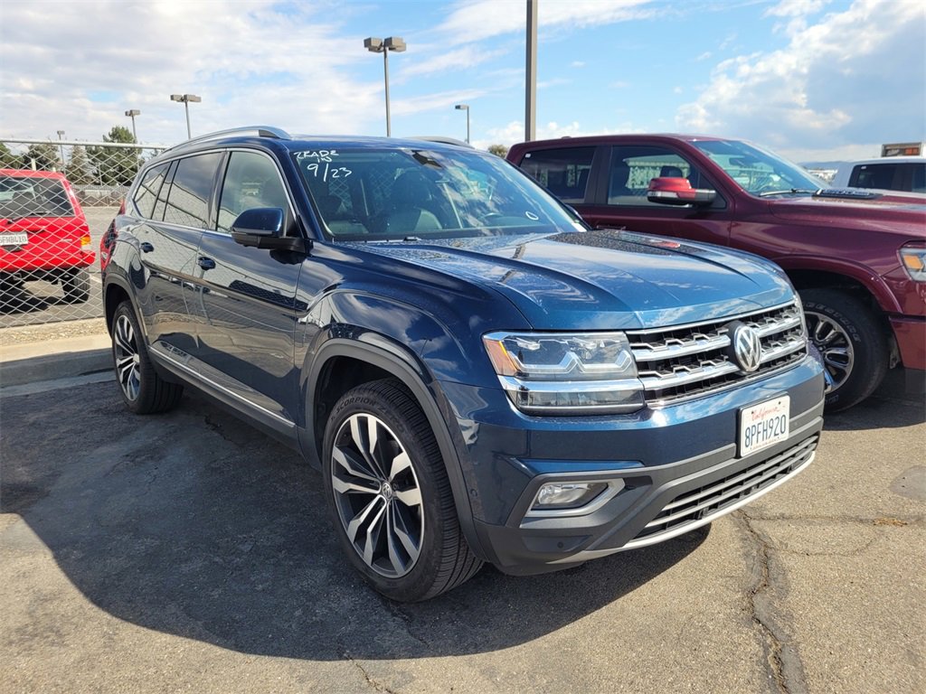2019 Volkswagen Atlas SEL Premium photo 2