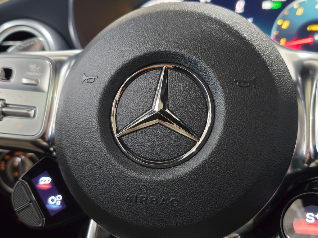 2019 Mercedes Benz C AMG 63 S photo 19
