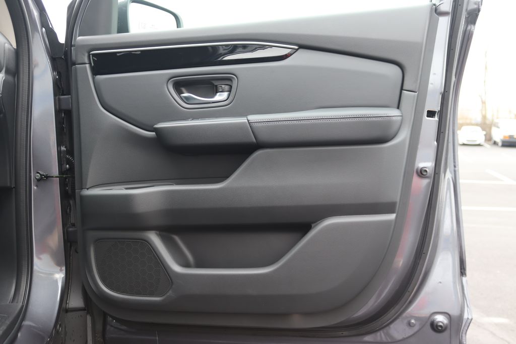 2025 Honda Pilot Touring photo 20