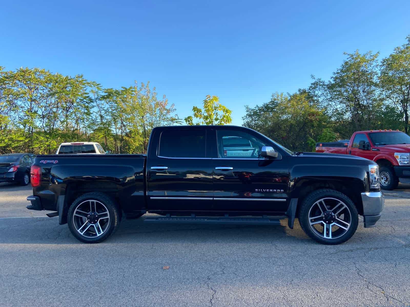 2017 Chevrolet Silverado 1500 LTZ photo 2