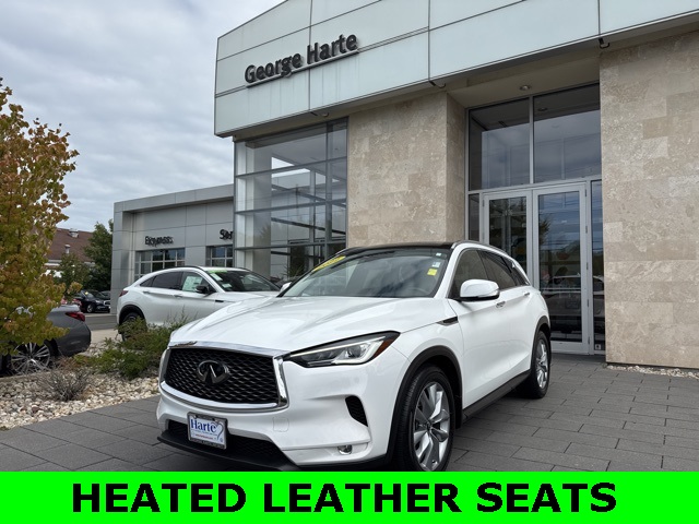 2022 Infiniti QX50 Luxe photo 3