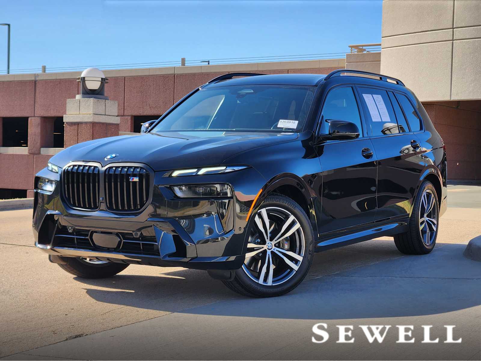 2026 BMW X7 M60i's photo