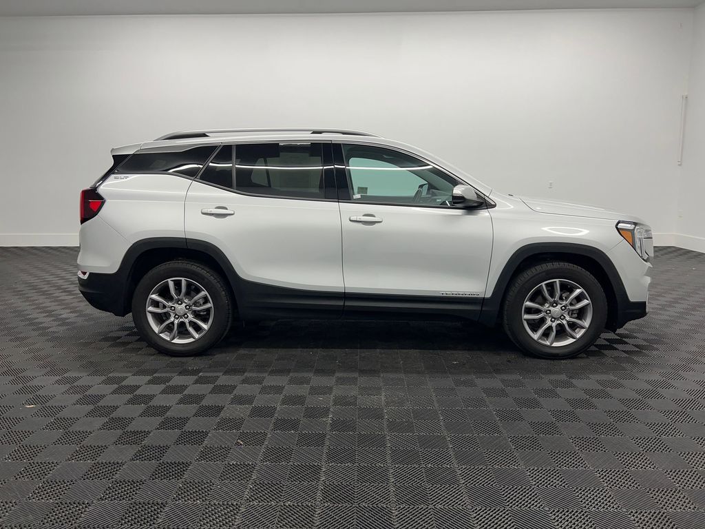 2022 Gmc Terrain SLT photo 8