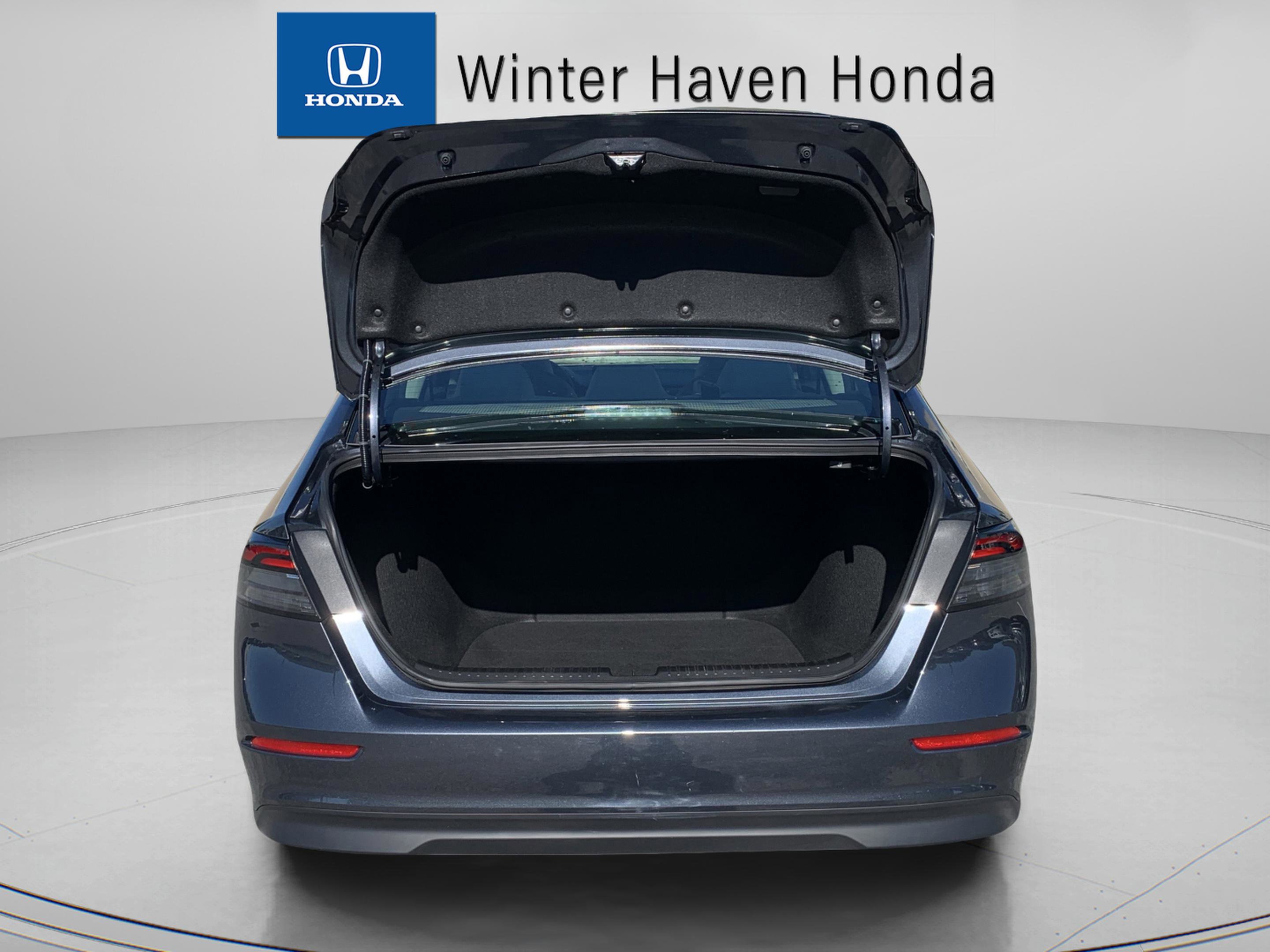 2023 Honda Accord LX photo 11