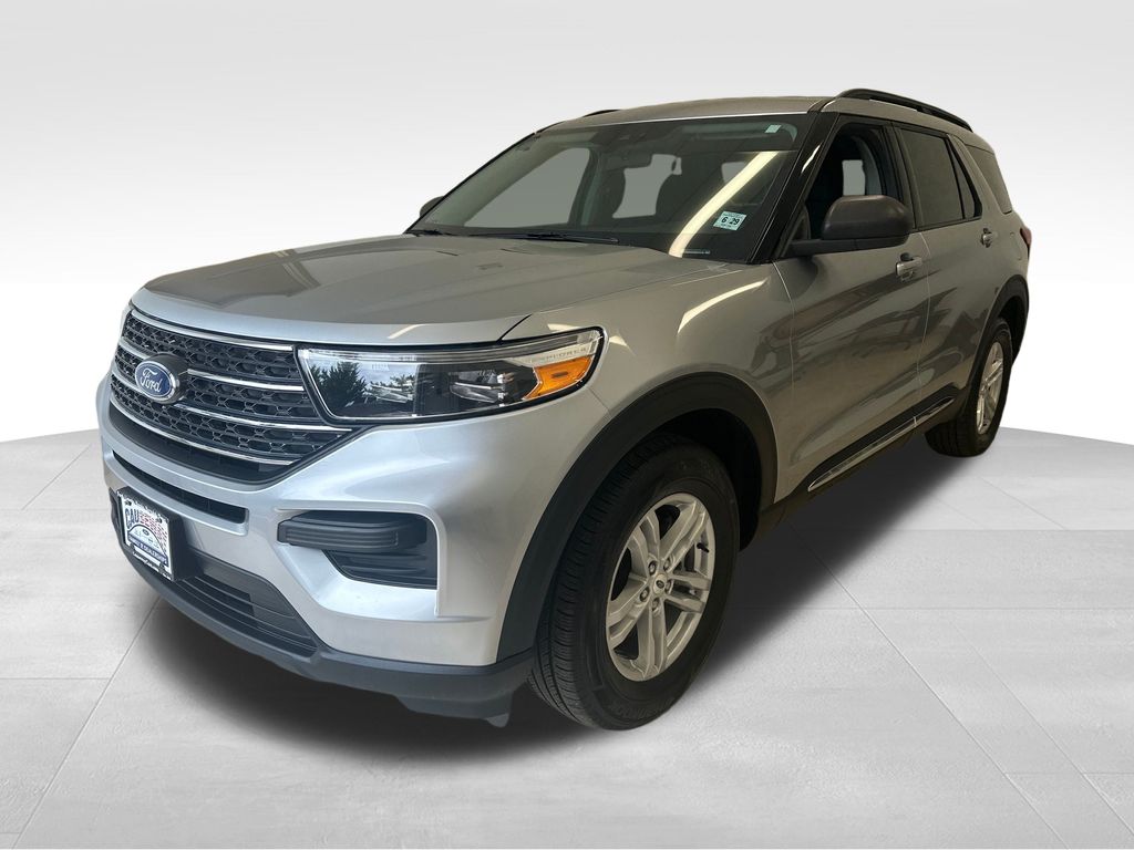 2024 Ford Explorer XLT photo 3
