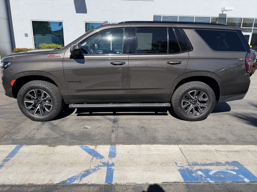 Used 2021 Gray Chevrolet Z71 image 3