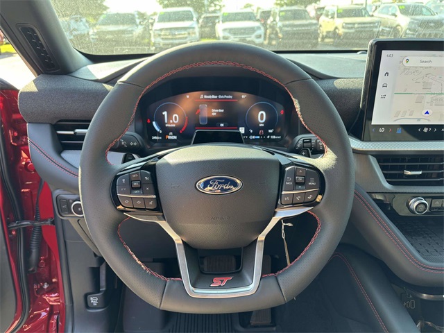 2025 Ford Explorer ST photo 12