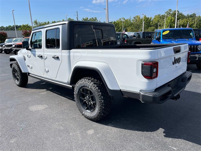 2025 Jeep Gladiator Willys photo 7