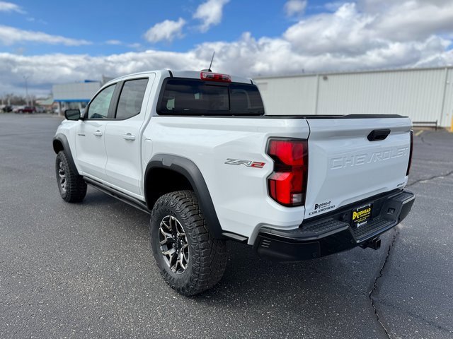 2025 Chevrolet Colorado ZR2 photo 3