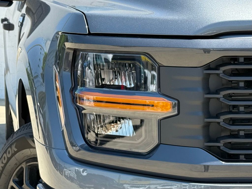 2025 Ford F-150 STX photo 3