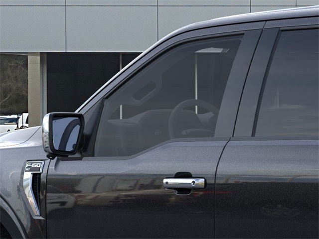 2025 Ford F-150 XLT photo 19