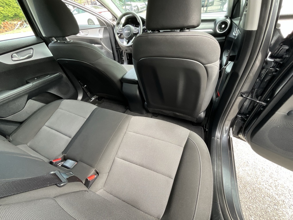 2023 Kia Forte LXS photo 29