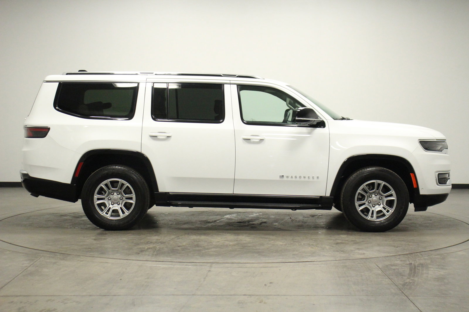 2024 Jeep Wagoneer Base photo 8
