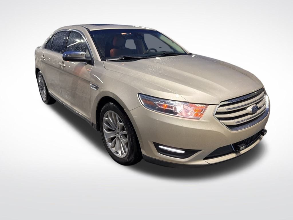2018 Ford Taurus Limited's photo