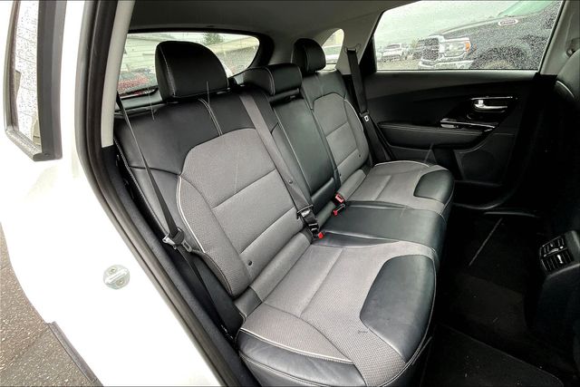 2022 Kia Niro EV EX photo 22