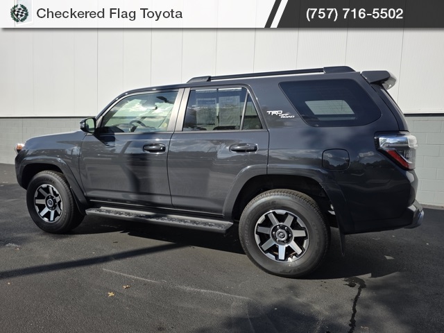2024 Toyota 4Runner TRD Off-Road Premium photo 4