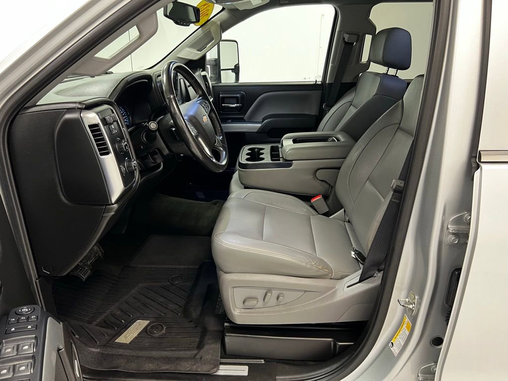 2018 Chevrolet Silverado 2500HD LTZ photo 13