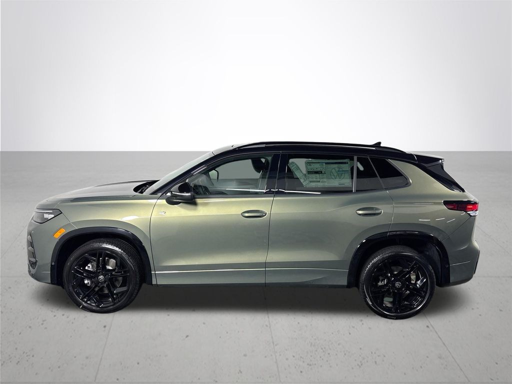 2025 Volkswagen Tiguan SE R-Line Black photo 8
