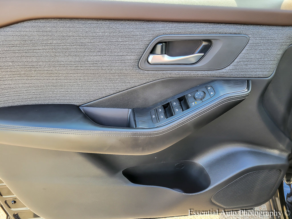 2021 NISSAN ROGUE - Image 16