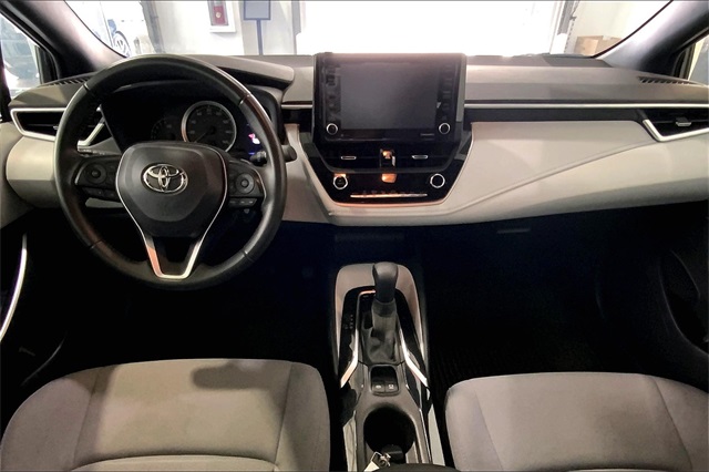 2022 Toyota Corolla SE photo 13