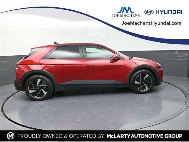 2026 Hyundai IONIQ 5 SEL's photo