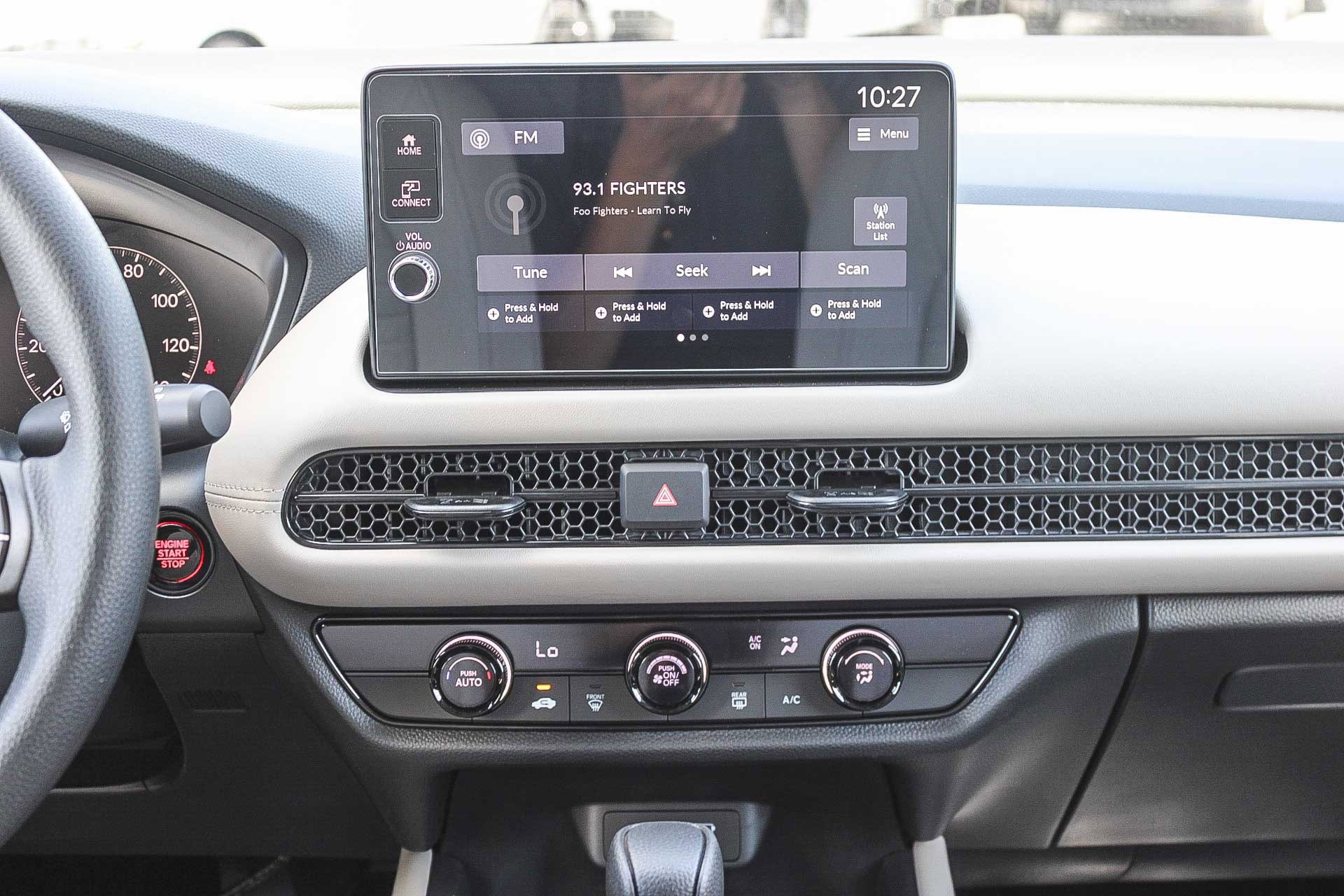 2026 Honda HR-V LX photo 14