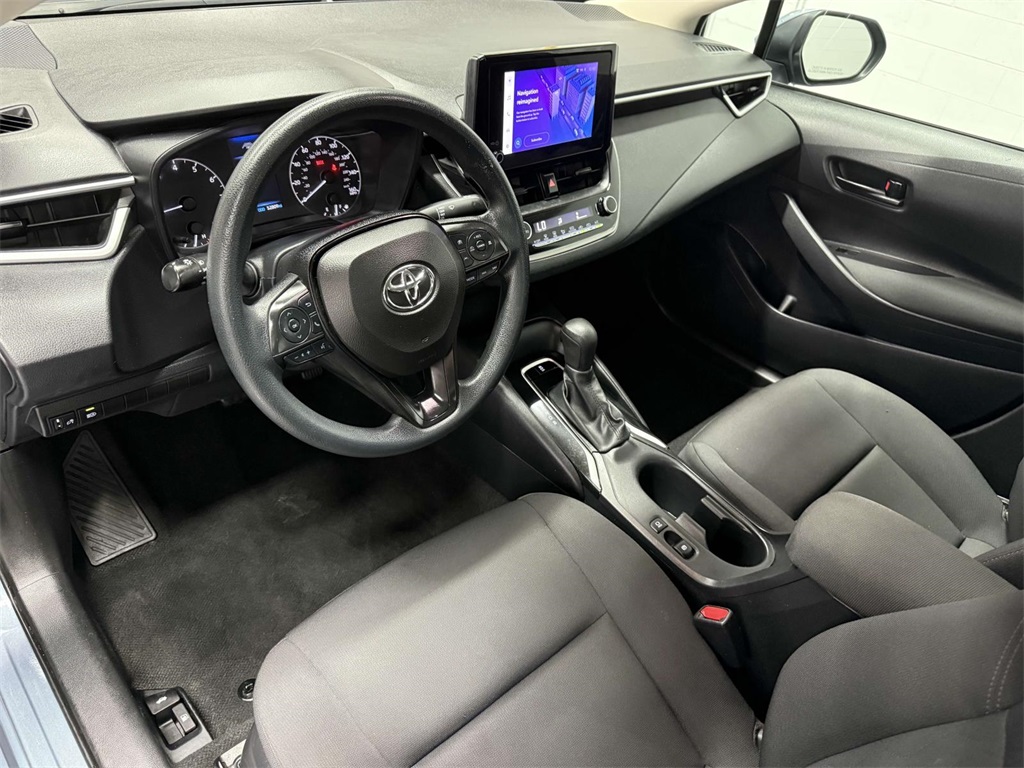 2024 Toyota Corolla LE photo 2