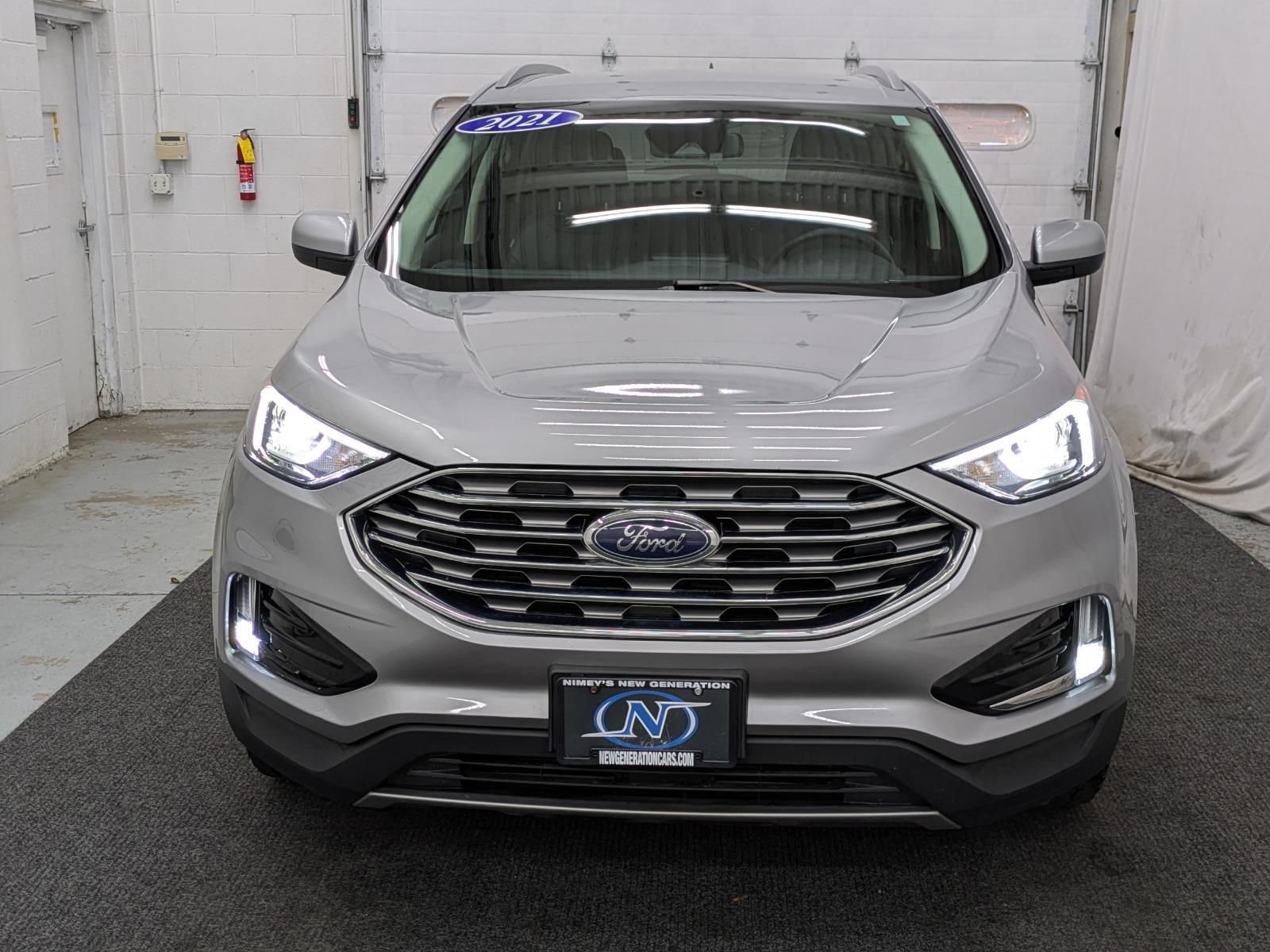 2021 Ford Edge SEL photo 15