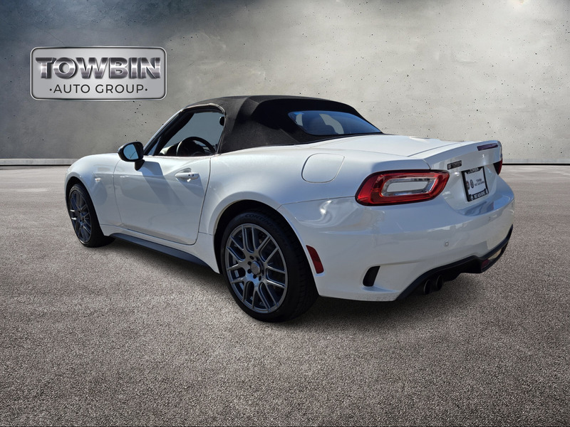 2020 Fiat 124 Spider Abarth photo 6
