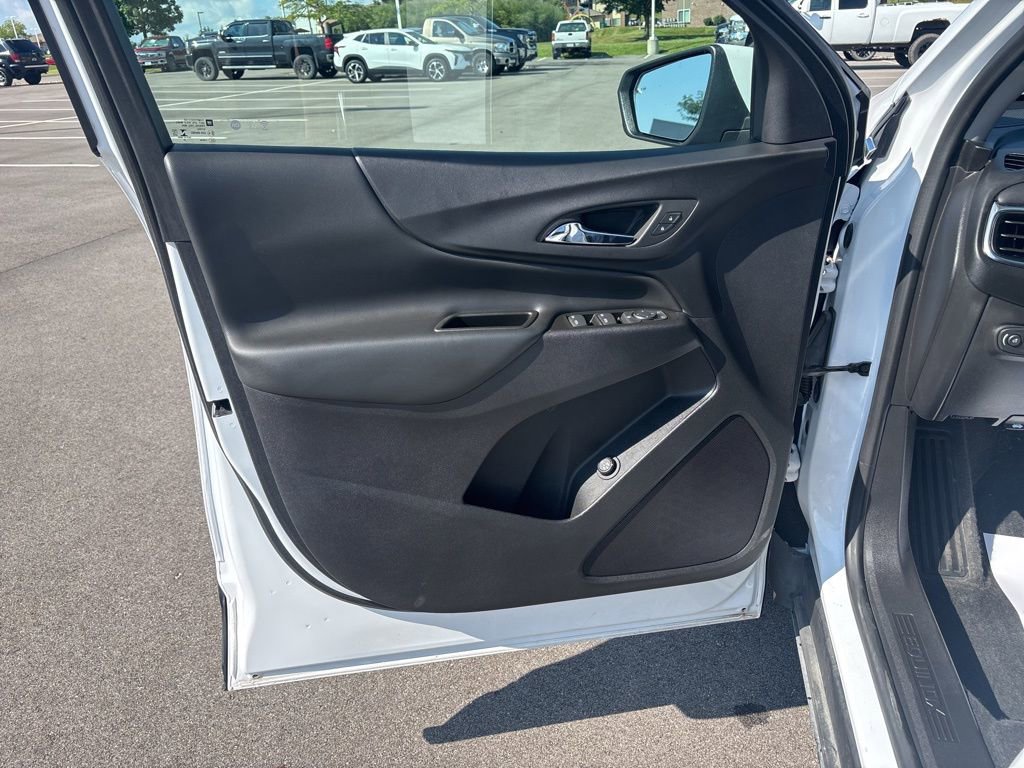 2022 Chevrolet Equinox LT photo 15
