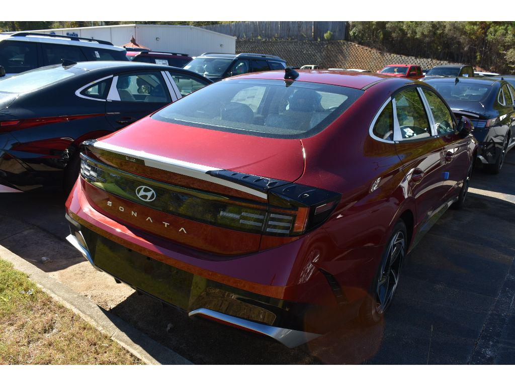 2026 Hyundai Sonata SEL Sport photo 3