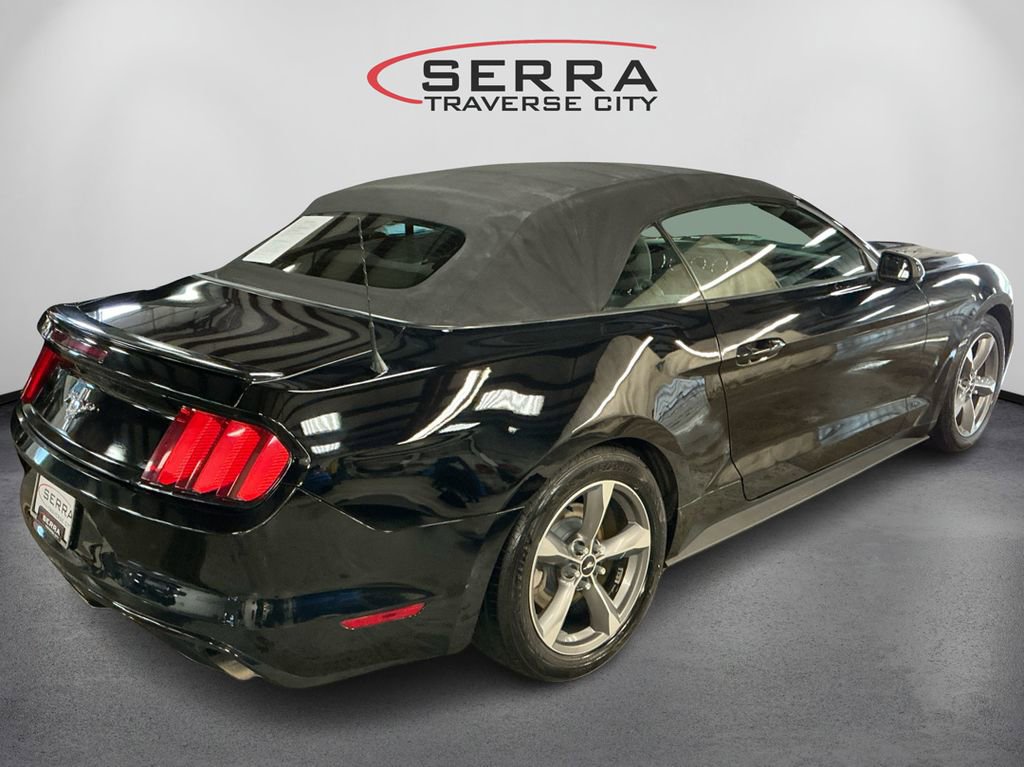 2016 Ford Mustang V6 Convertible photo 5