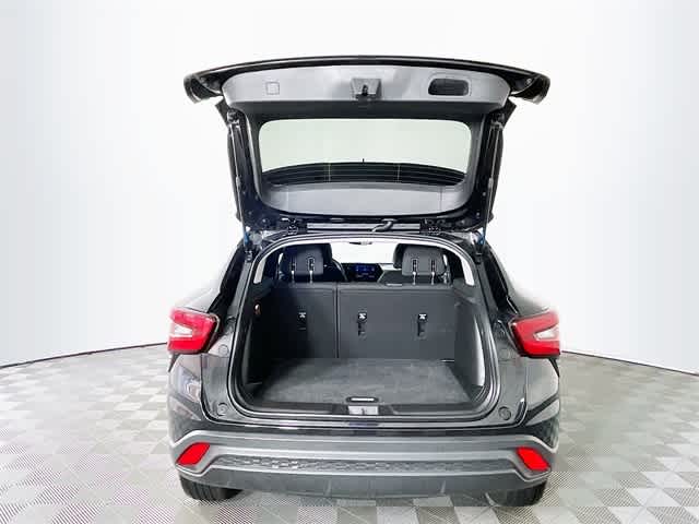 2025 Chevrolet Trax LS photo 24