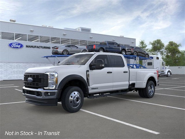 2026 Ford F-450 Super Duty XL's photo