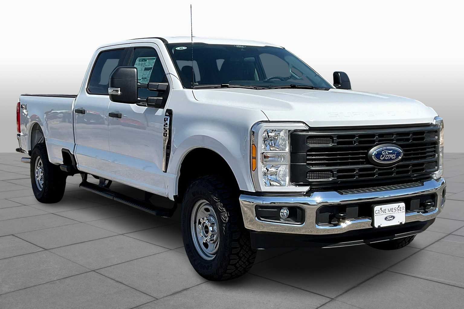 2025 Ford F-250 XL photo 2
