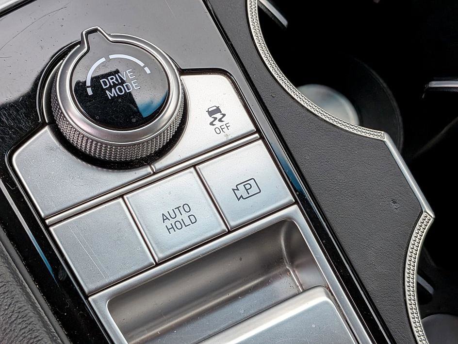 2023 Genesis G70 2.0T photo 25